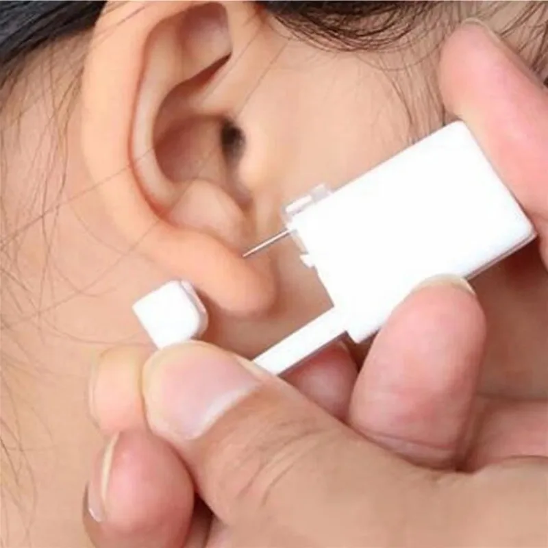2PCS 4MM Disposable Sterile Ear Piercing Kit Cartilage Tragus Helix No-Pain Piercing Gun Tool Set with Stud Jewelry image 2