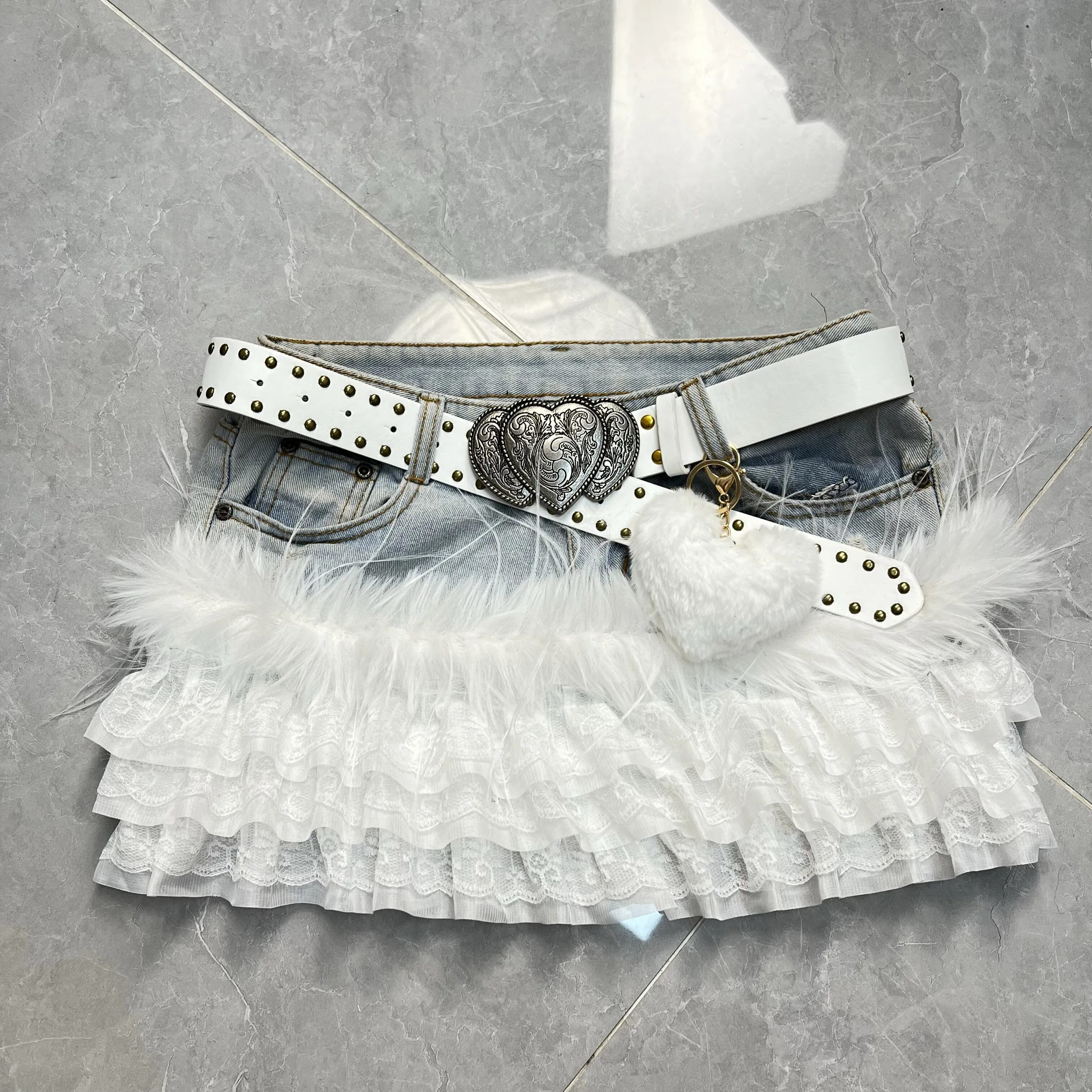 White lace without belt