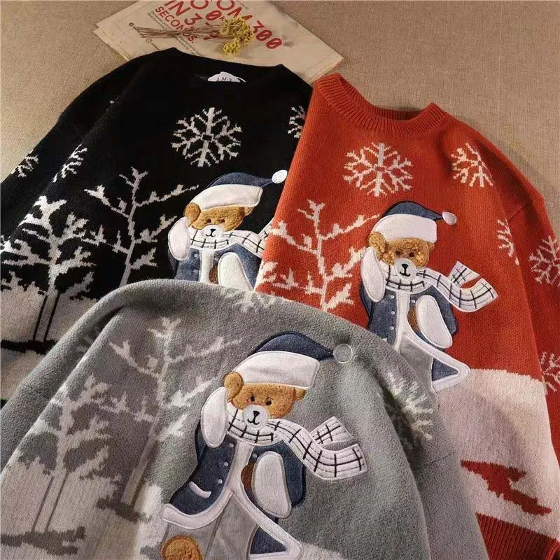 American Vintage Snowflake Christmas Bear Sweater Woman Wears Lazy Style Couple Ins Super Fire Knit Jacket Outside For Autumn An