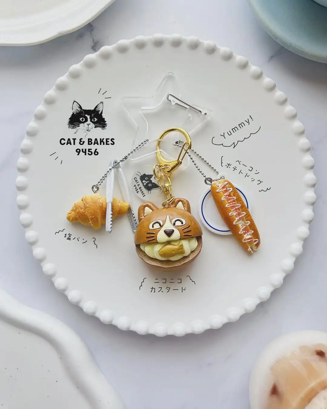 Original capsule toys cute CAT&BAKES9456 Doraneko Bread Mascot Custard Peanuts Heart Strawberry Chocolate kitten pendant figures