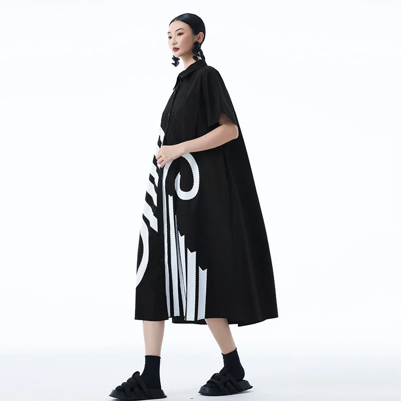 レトロなドレス、コントラストプリントカジュアルトレンド半袖シャツロングスカート、女性用、夏の新しいゆったりとしたパーソナライズされたドレス