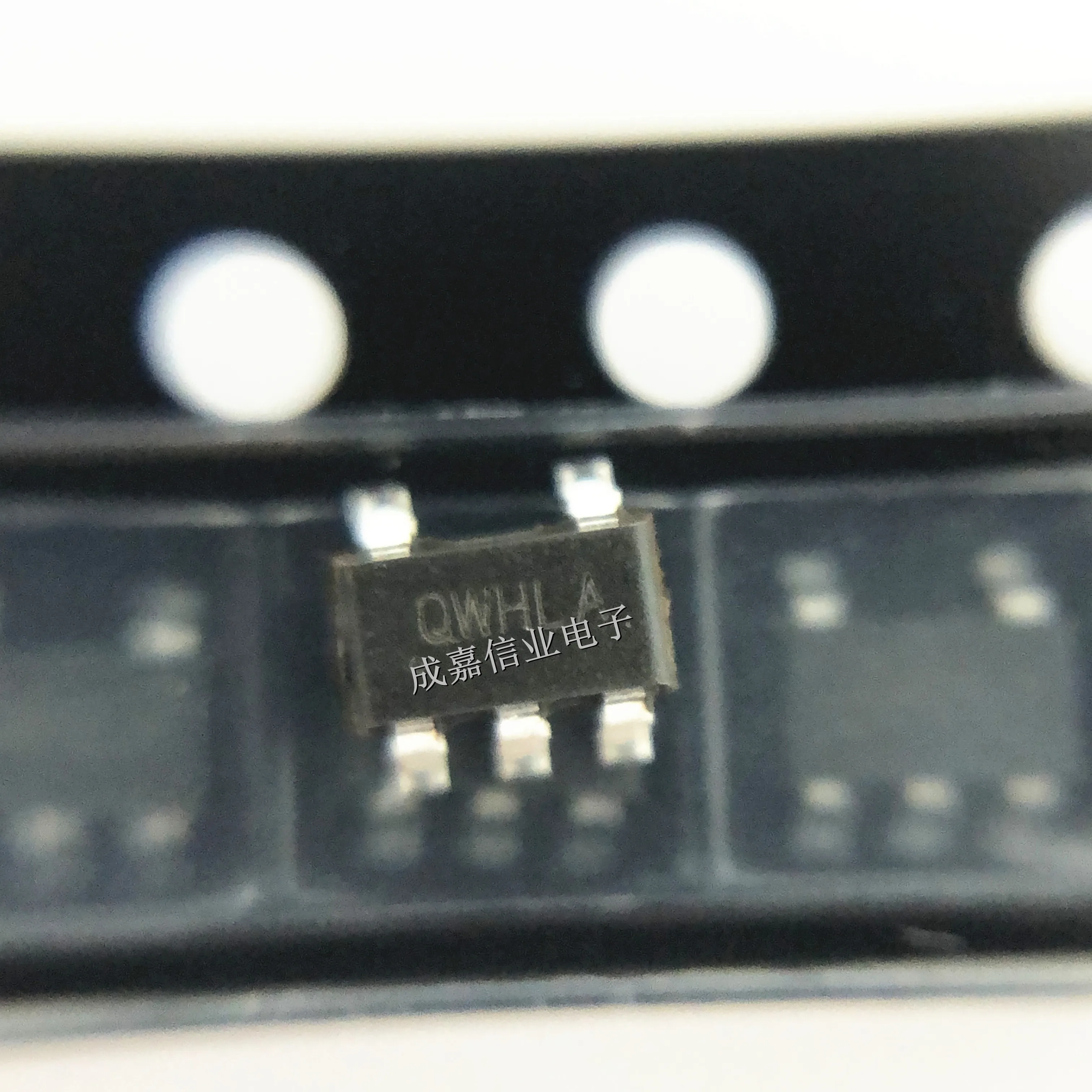 10pcs/Lot SY6280AAAC SOT-23-5 MARKING;QW 5.5V, 2A Low Loss Power Distribution Switch