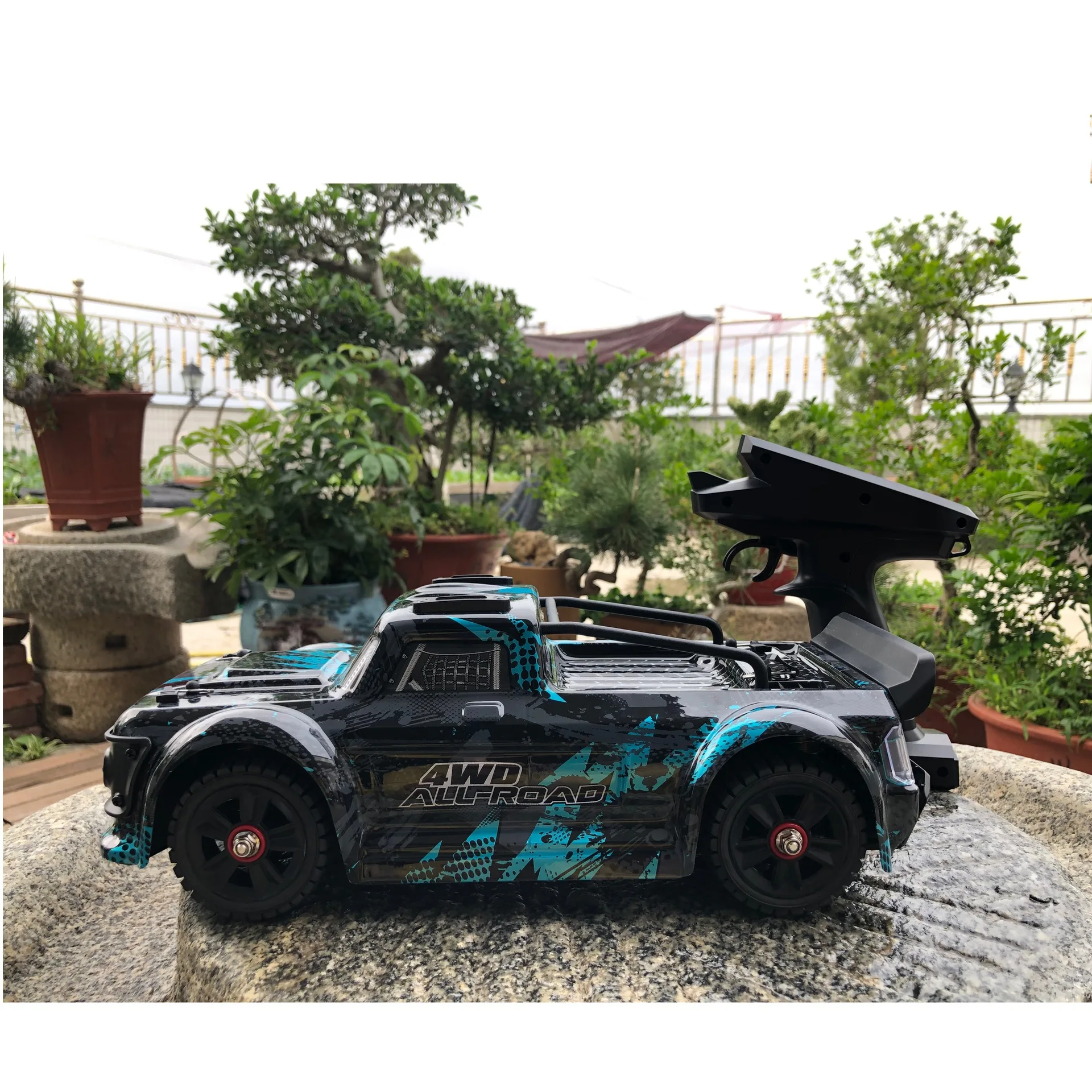 

Mjx 1/14 14301 Rc Truck 2.4g Brushless Motor 4wd High Speed Remote Control Car All Terrain Off Road Model Car For Adults
