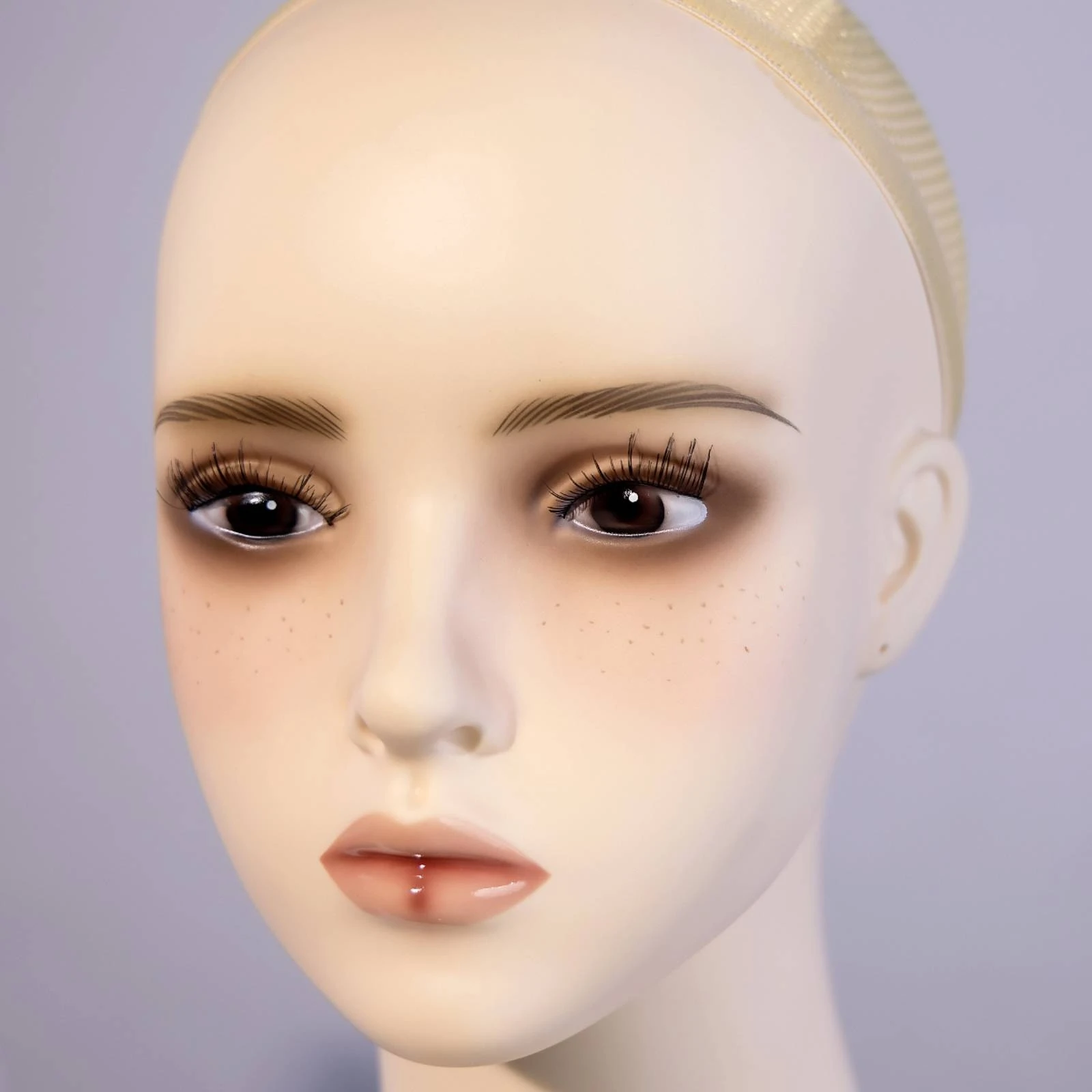Mannequin Head with Shoulders Female Mannequin Bust Head Realistic Lifelike for Hair Stylists, Salons, Retail Displays