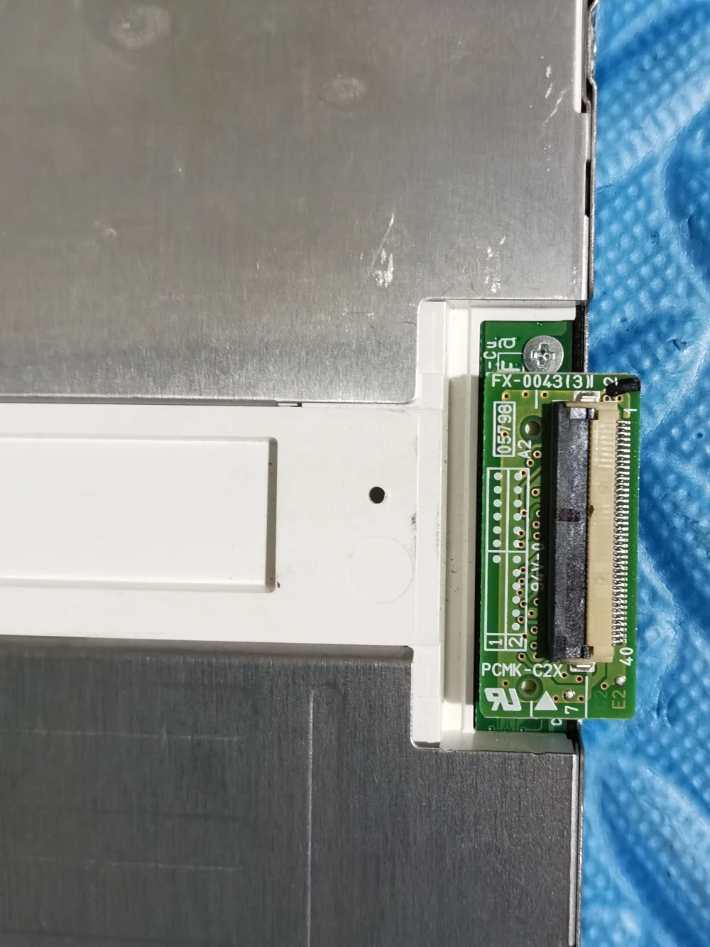 100 % originaler 10,4-Zoll-LCD-Bildschirm LQ104S1DG31