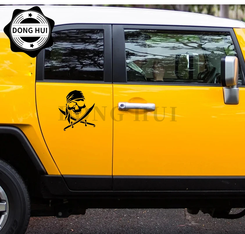 Pirate Flag Sticker Skull Decal Wall Sticker Vinyl Waterproof Dirt Bike Motorcycle Laptop Fridge Helmet Mug Decal