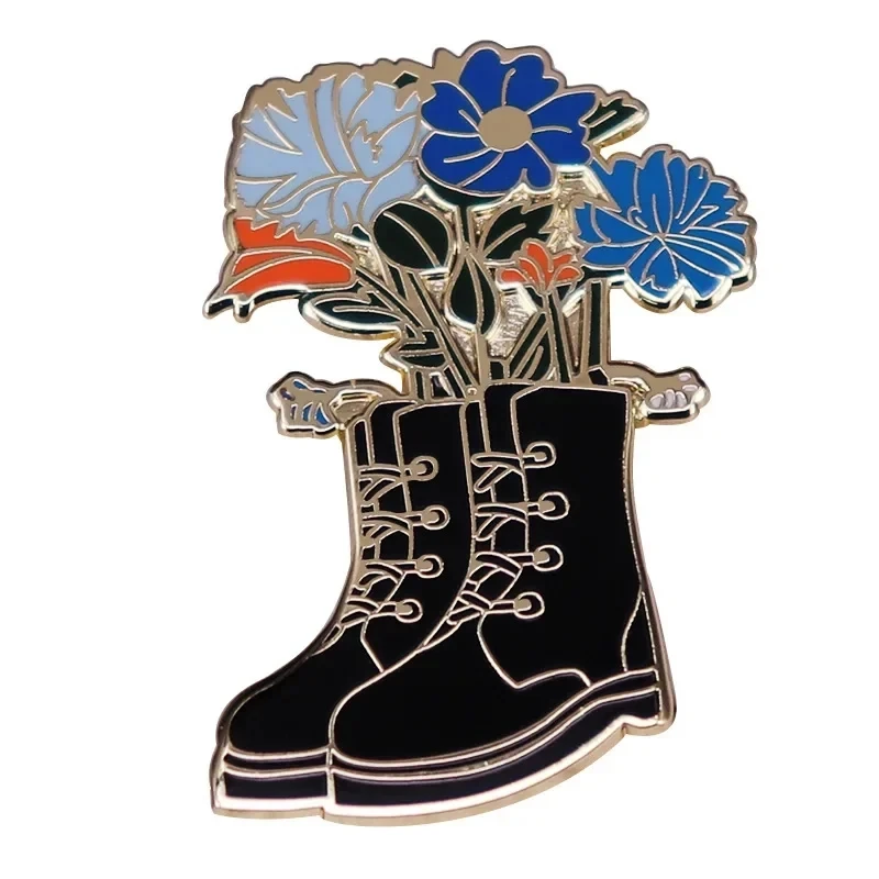 Heel Old Shoe Flower Pot Enamel Pin Gardening Garden Container Potted Shoes Boots Flowers Badge Jewelry