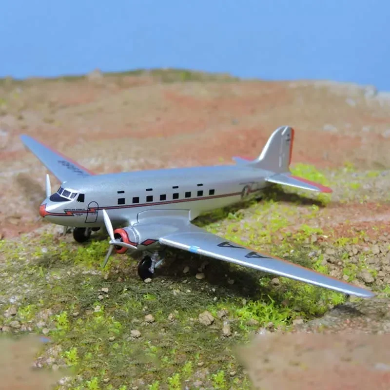 1:200 Proportiona Alloy Airplane Model Toy Douglas American DC-3 C-47 Airlines Aircraft Unit Planes Model Airplanes Gifts