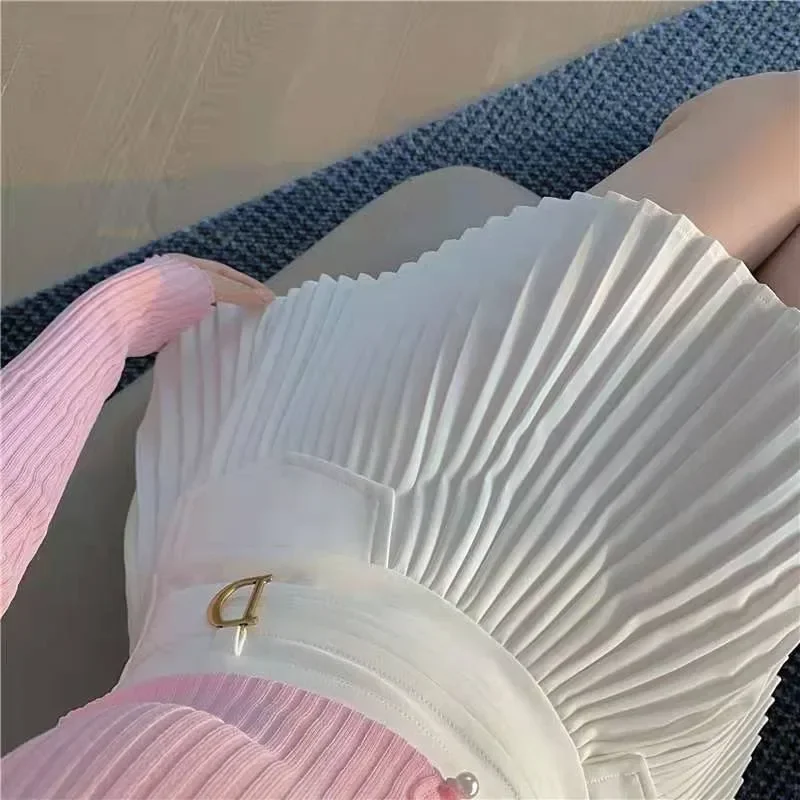 

White Pleated Skirts Sexy Casual Slim College Women High Waist Mini Metal Letter D A-Line Y2k Skirts Korean Fashion Maxi Skirt