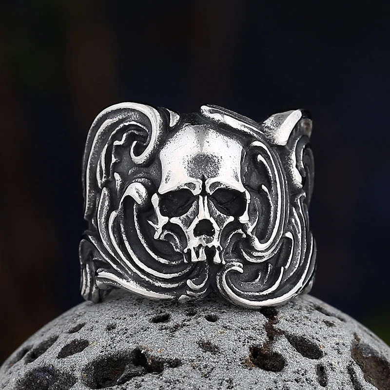 Freeshipping New Christmas Charm Halloween Patterns Skull Punk Stainless Steel Seaman Rings Men Anel Puck Jewelry Halloween Gift