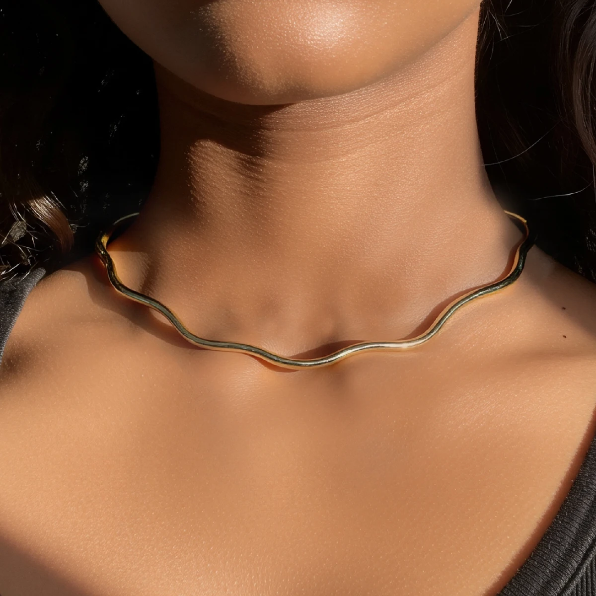 

1pcs Simple Iron Choker With A Sense Of high-end, Unique Classic Fashion And Lndividuality For Women's Daily Accessories