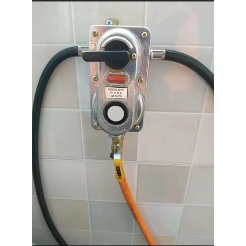 

Двухкамерный автоматический переключатель давления для бытового использования, устройство для снижения давления газа в автодомах