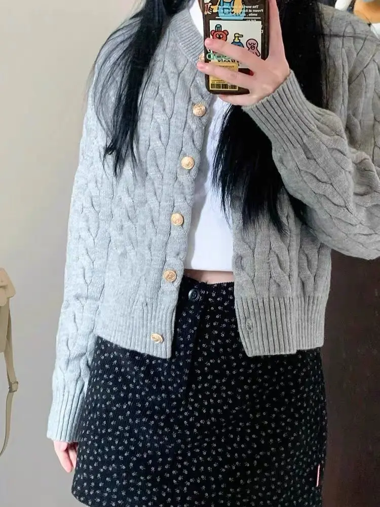 

Versatile Short Knitted Cardigan For Women 2025 Spring/autumn New Short Top Grey Sweater