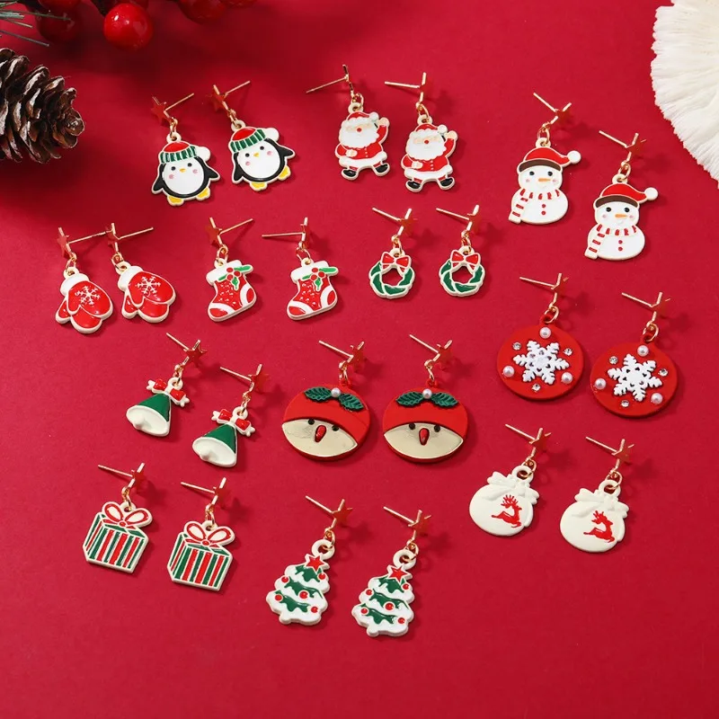 

Europe Explosive Fashion Popular Christmas Earrings Female Christmas Tree Snowman Gloves Earpins Holiday Butterfly Women 2024