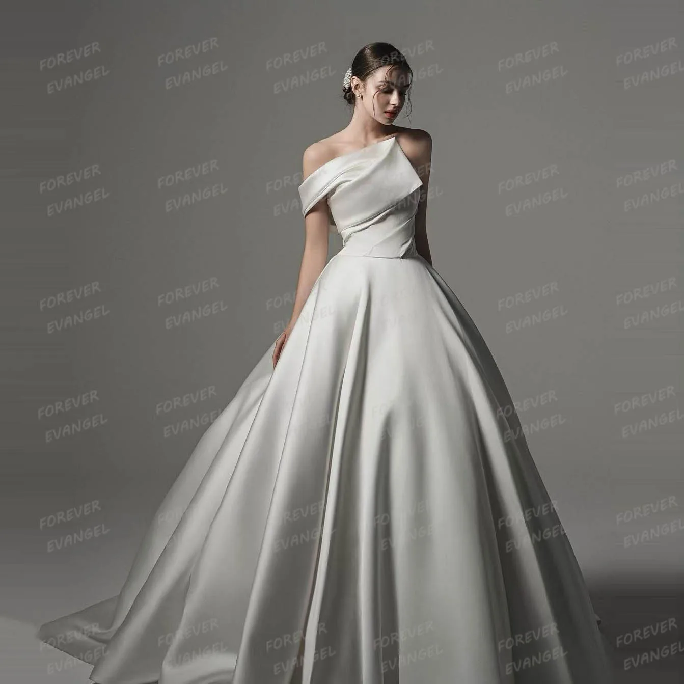 

Simple Wedding Dresses A Line Pleat Satin Sexy One Shoulder Woman's Appliques Sleeveless Strapless Bride Gowns Vestido De Novia