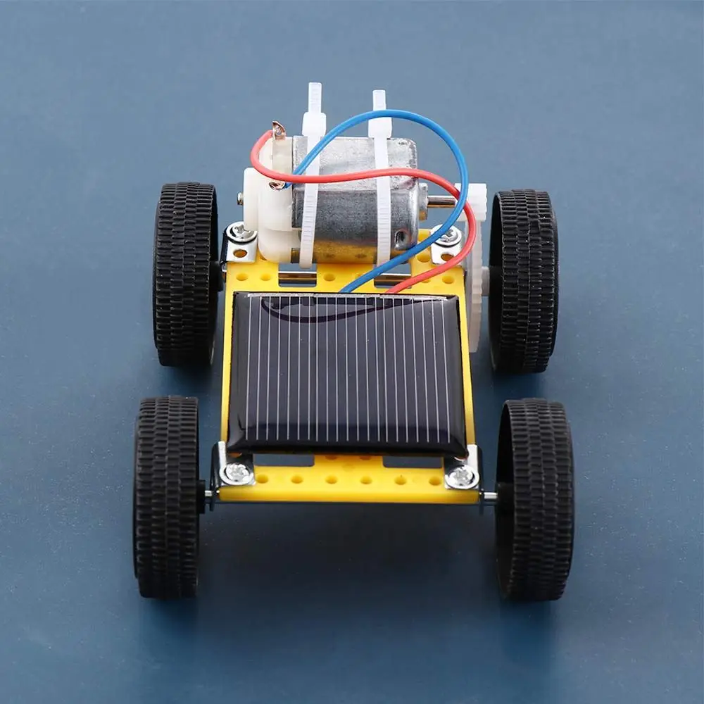 Esperimento scientifico in plastica Giocattoli educativi Giocattoli per auto solari Kit robot per auto Set Giocattolo ad energia solare assemblato fai-da-te