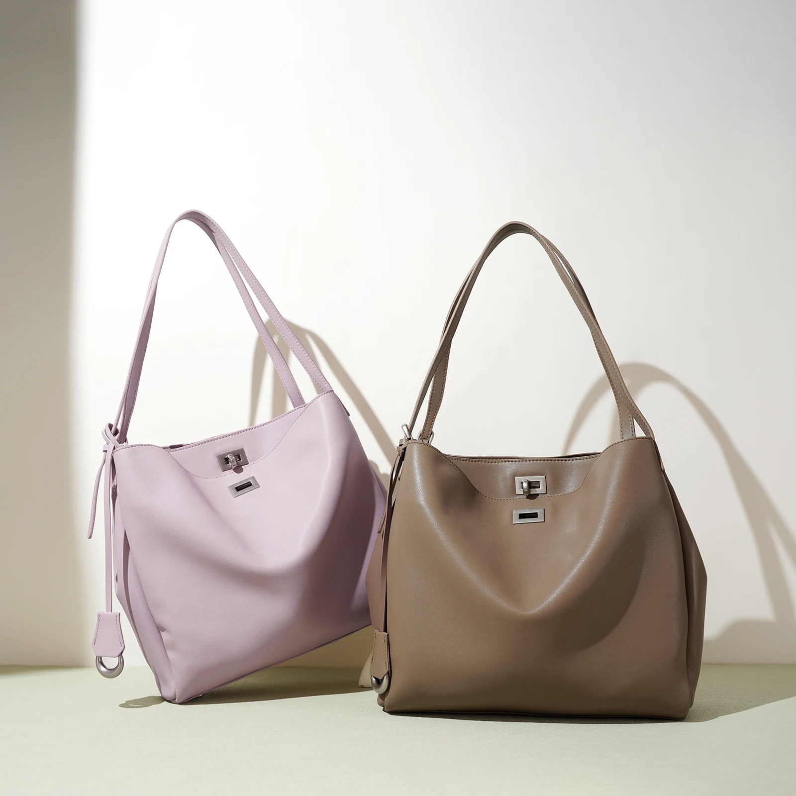 

New Rodeo Cowhide Leather Bags Women's Tote Versatile Shoulder Crossbody Bag Commuting Handbag Large Capacity Underarm Pack