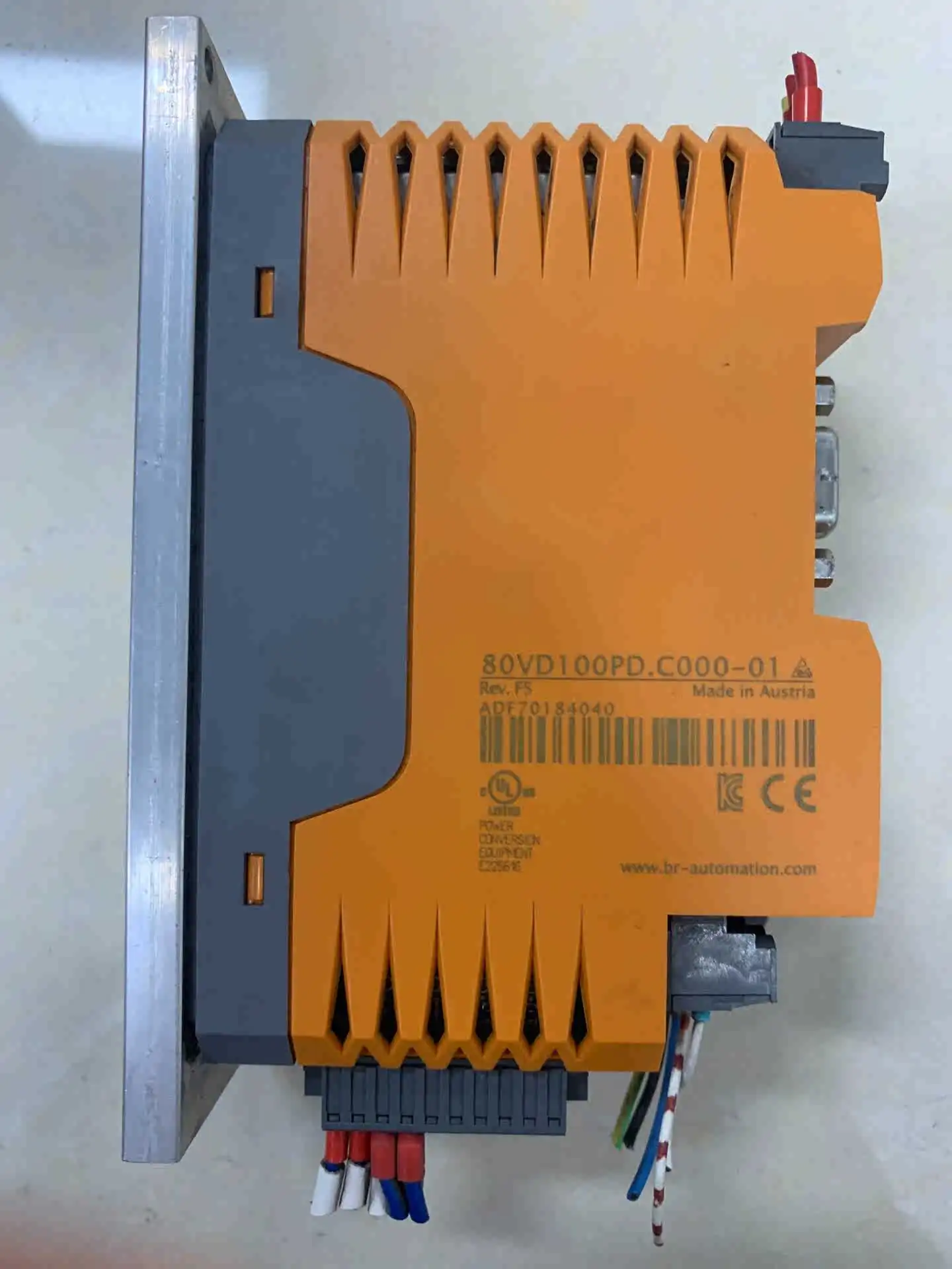 80VD100PD.C000-01 Controlador para B&R