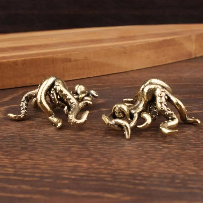 1 Pcs Vintage Brass Mermaid Figurine Handmade Copper Tea Pet Desktop Ornament Home Table Decor