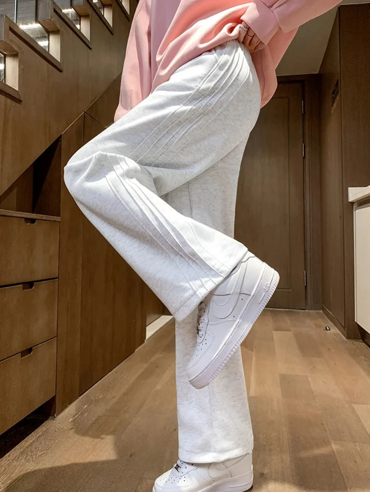 

Модные тенденции 2024, уличные брюки для бега в стиле хип-хоп, женские спортивные штаны в стиле Харадзюку, повседневные свободные прямые брюки в полоску со складками