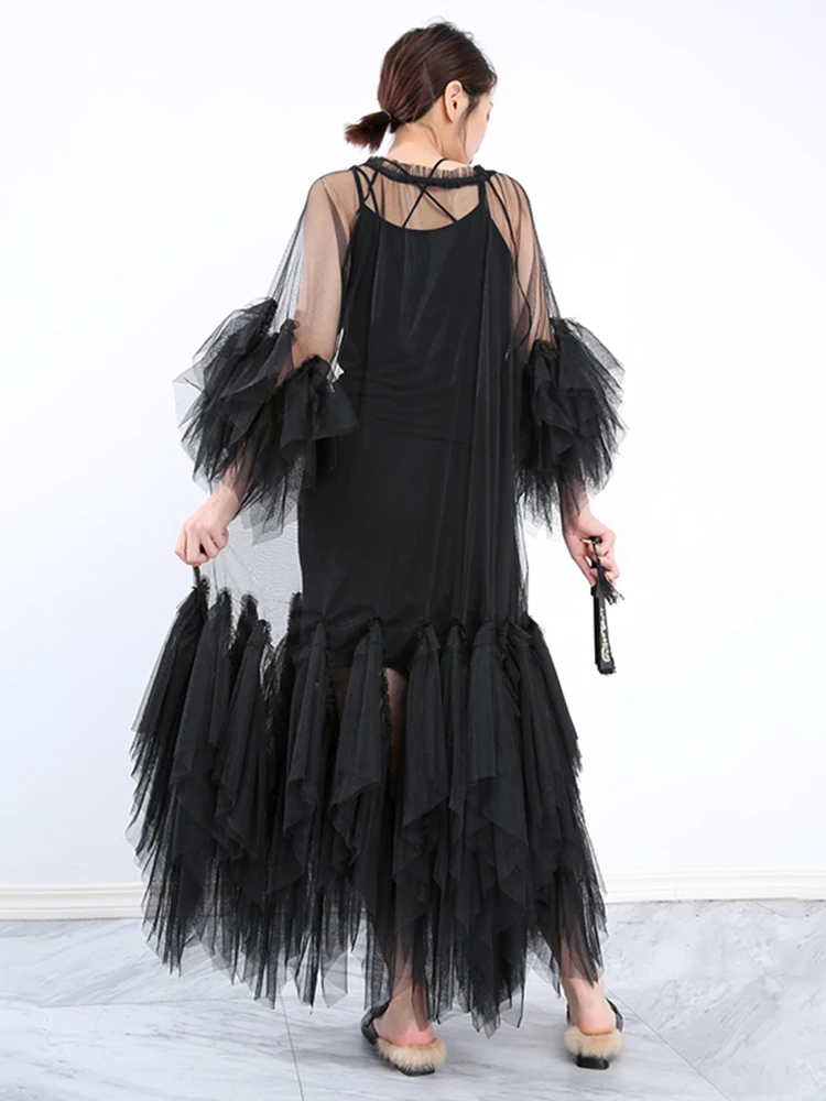 [EAM] Women Black Ruffles Long Big Size Dress New Round Neck Three-quarter Sleeve Loose Fit Fashion Spring Summer 2024 JR77101