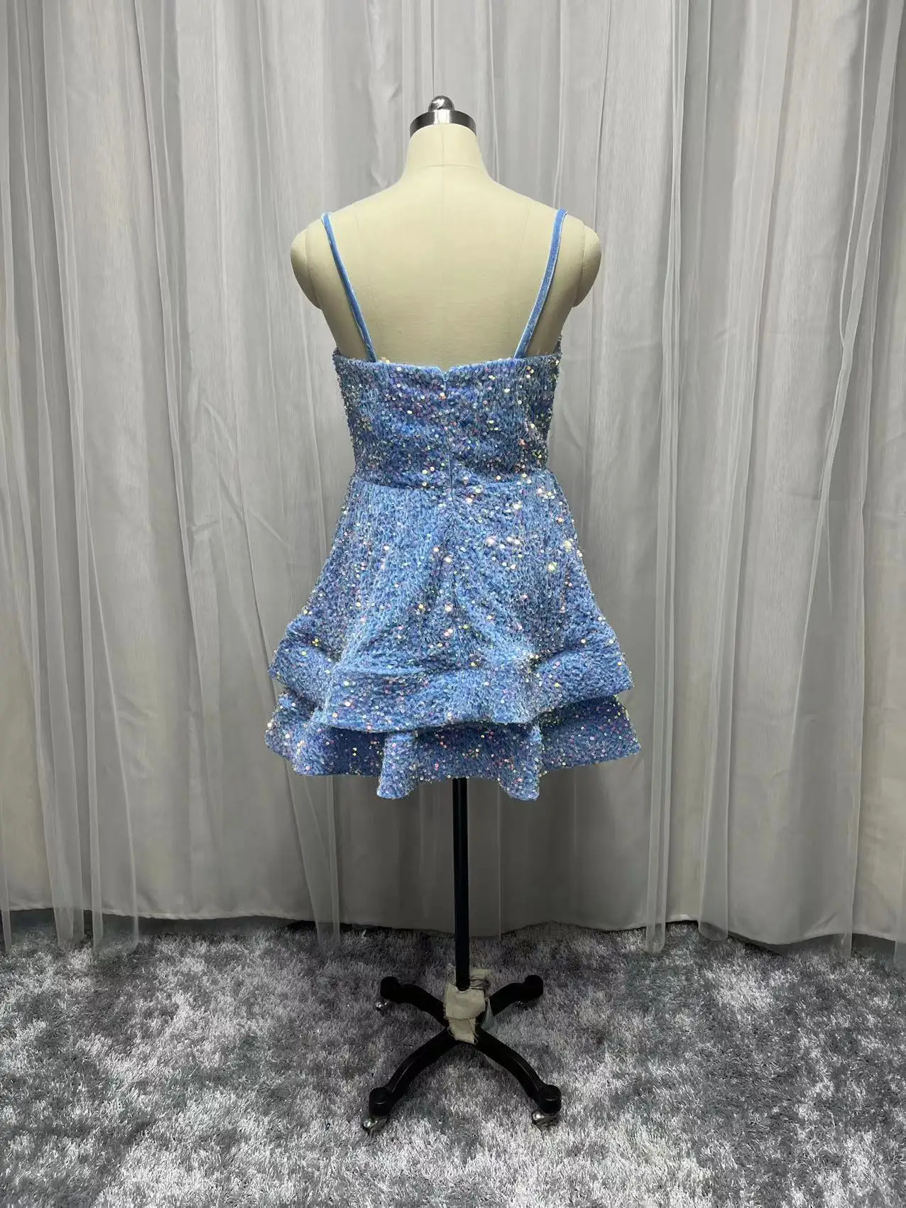 Custom Made 2022 Prom Dresses Korte Een Lijn Tiered Rok Spaghettibandjes Elastische Pailletten Shiny Birthday Party Jurken Voor Vrouwen