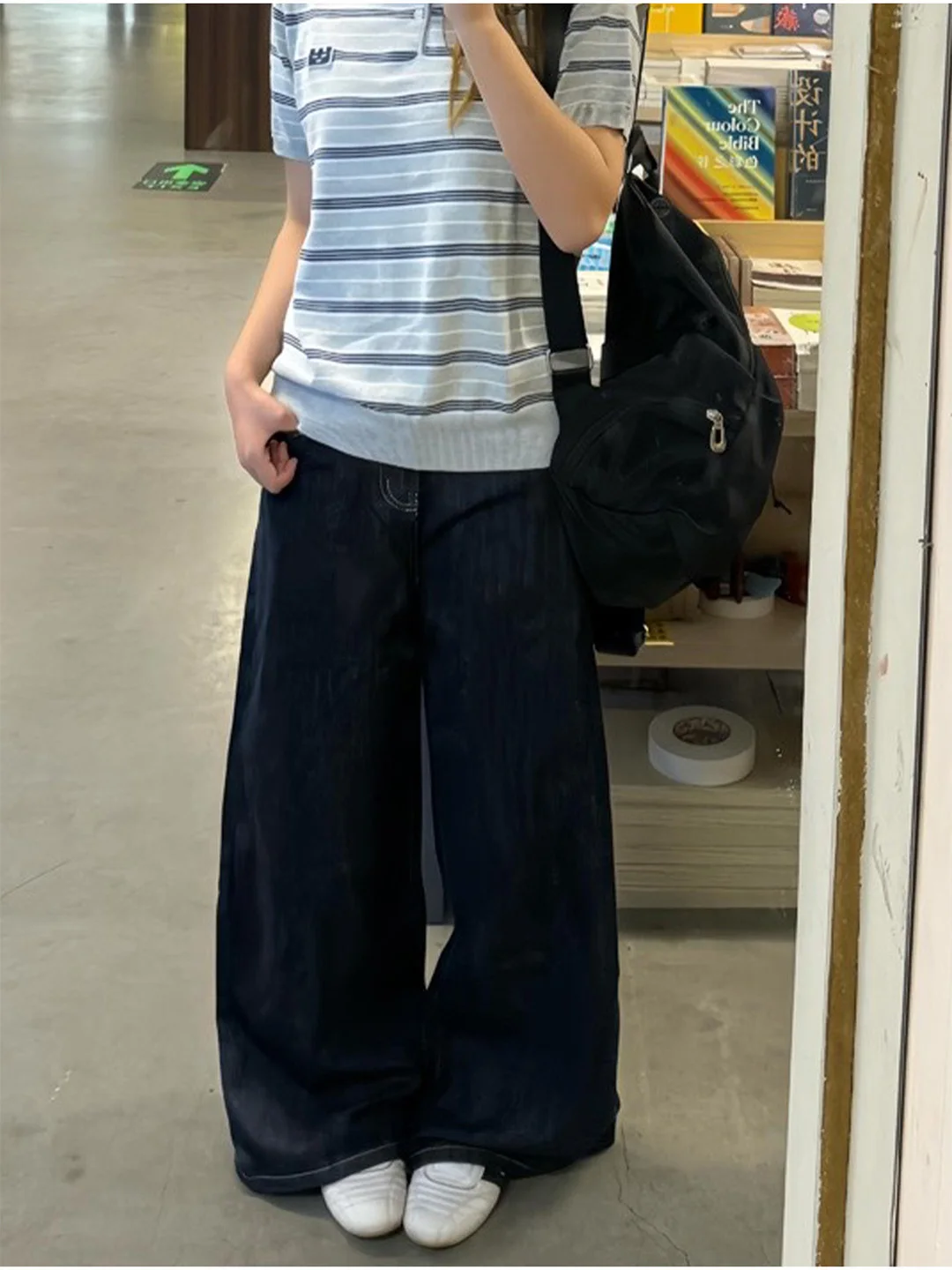 

High Waist Slim Fit American Style Dark Wash Jeans Women's Summer New Wide Leg Pants Retro Pure Color Denim Casual High Waist