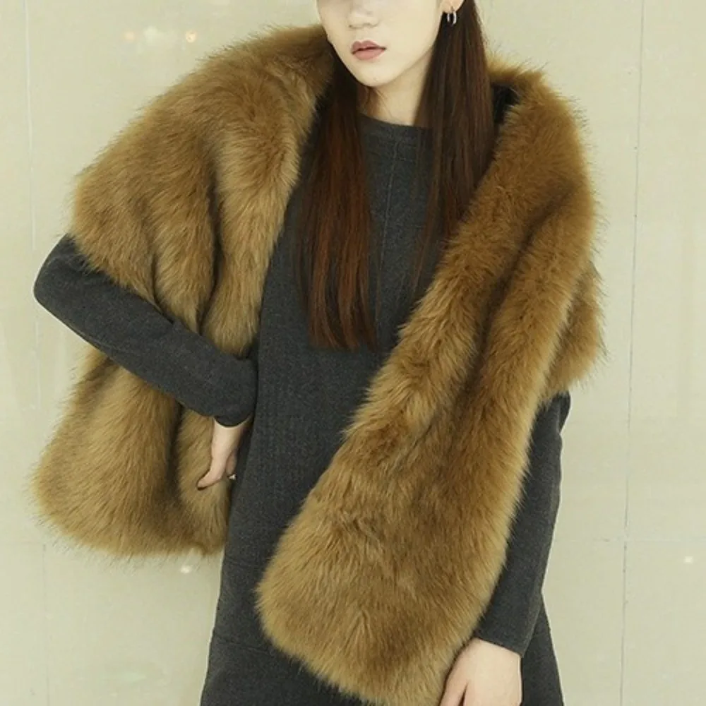 Elegant Long Faux Fur Shawl Large Size Warm Material Faux Fur Scarf Widened Design Fluffy Texture Faux Fur Wrap Bride Wear