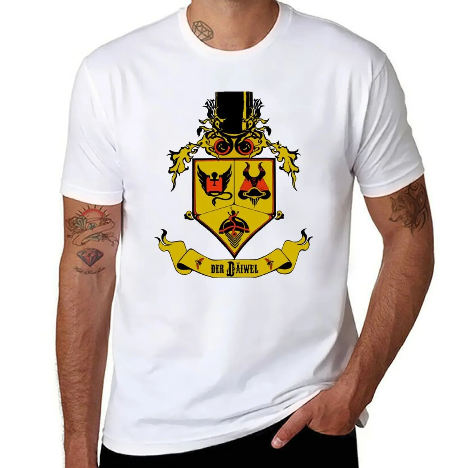

Der Diwel Crest Gold T-Shirt t shirts for man graphic funny man t shirt luxury man t shirt designer T-Shirt