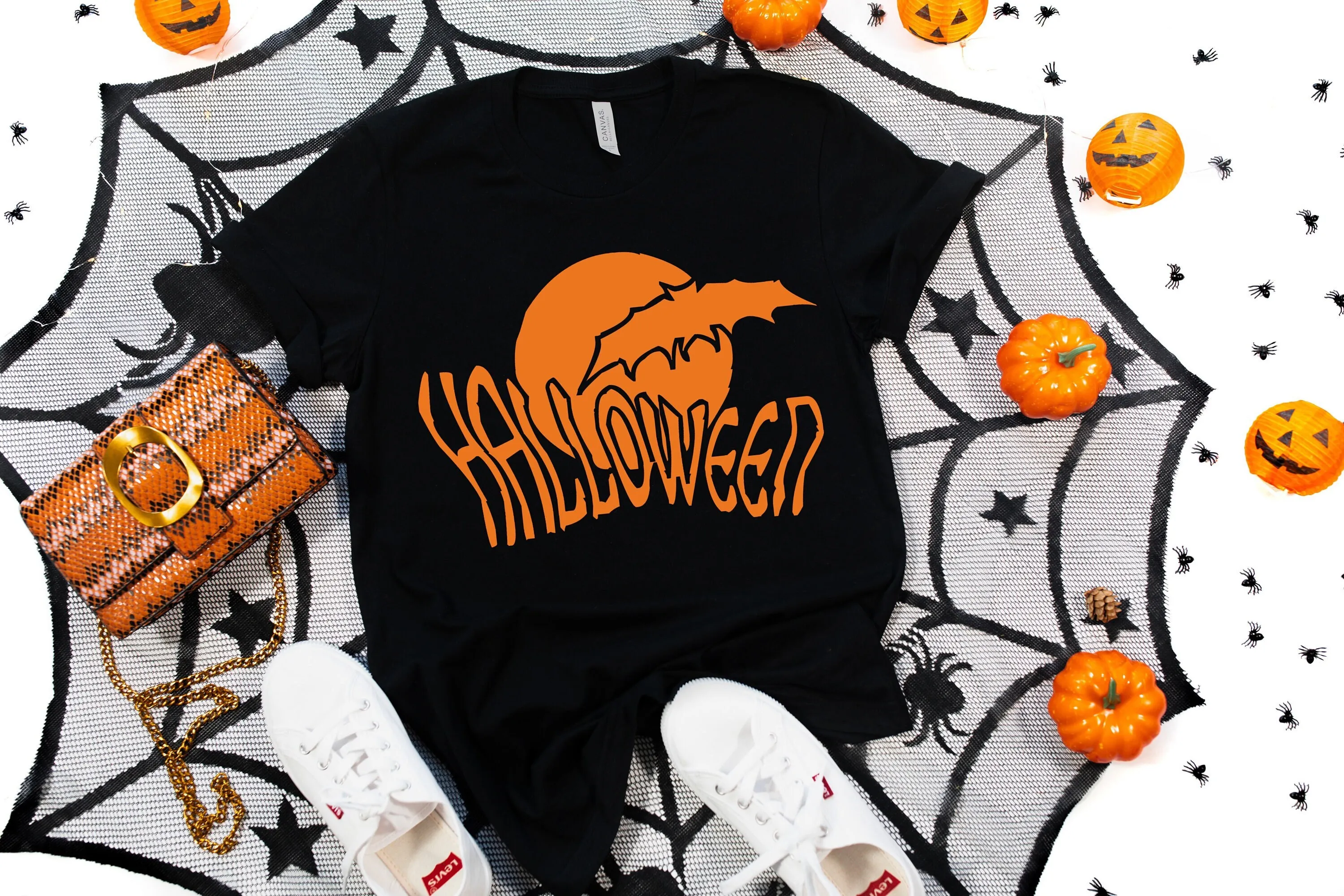 

Halloween Moon BaT T Shirt Outfit Party Favors Game Shrt