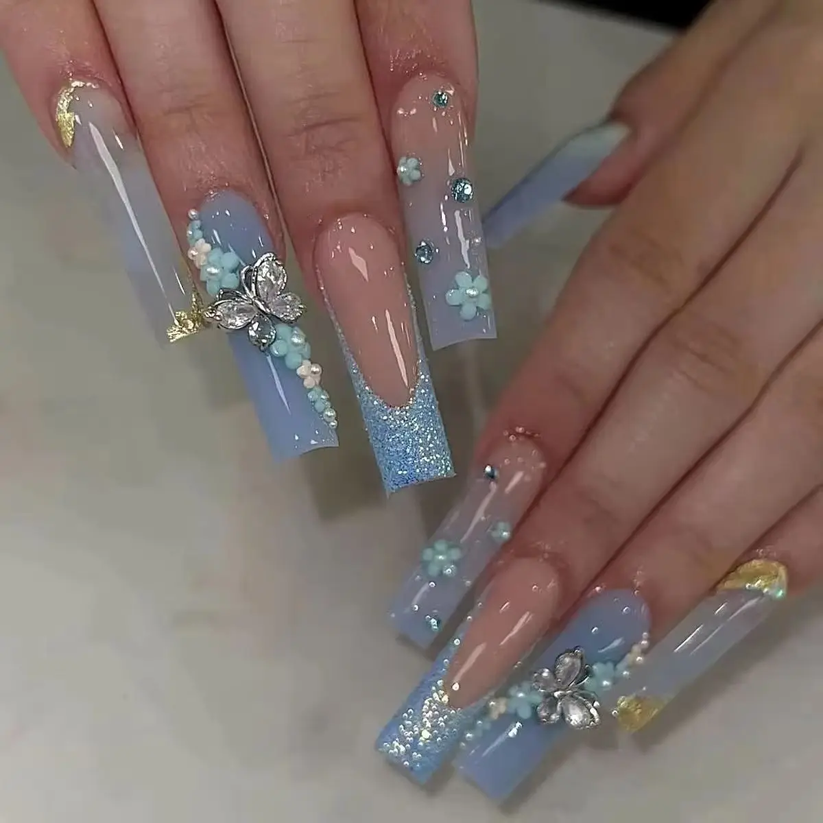 24 stuks glitter herfst nepnagels druk op nagels zoet gradiënt blauw lang vierkant volledige dekking vlinderbloem ontwerp Franse nageltips