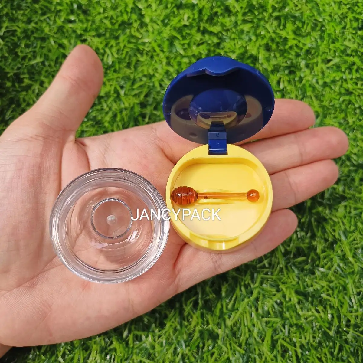 Cute blue yellow empty Lipstick Bottle Lipstick Container Case Mini Empty Cosmetic Container for Lip Mask Concealer Lip Balm Jar