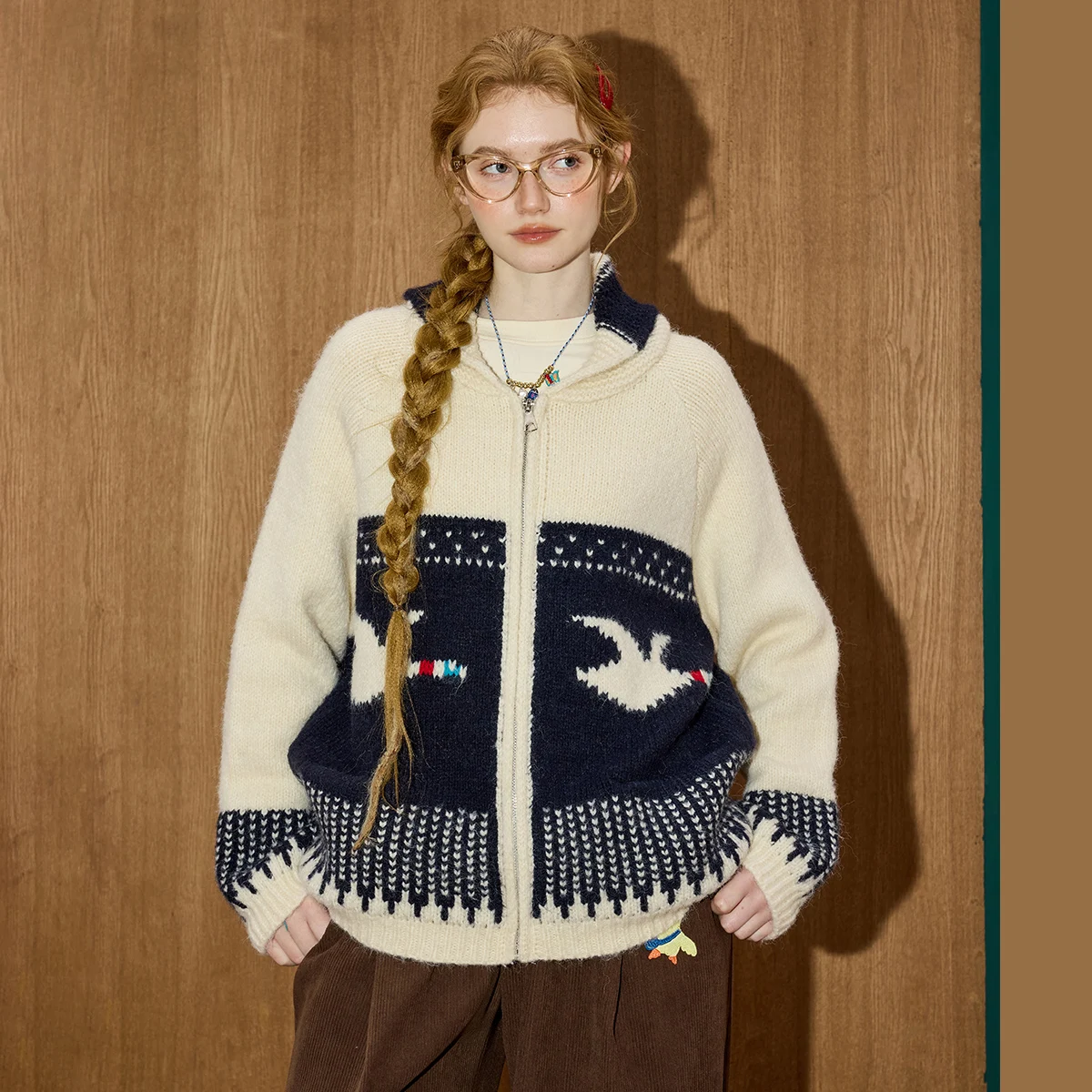 Cárdigan de Jacquard Preppy para mujer, chaqueta de punto Vintage, jersey de felpa suave, abrigo de estilo académico, ropa de descanso relajada, invierno 2025