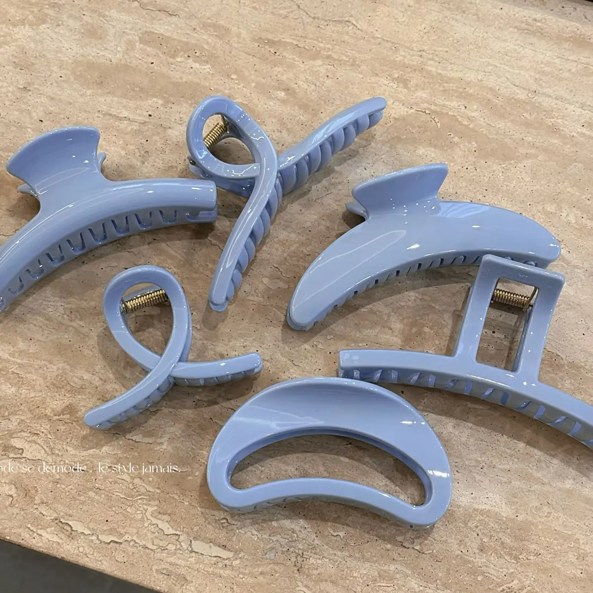 جديد إمرأة الصلبة العطاء الوردي الأزرق البلاستيك مخلب شعر السيدات كبار دبابيس الشعر أغطية الرأس المشابك الفتيات تنوعا إكسسوارات الشعر