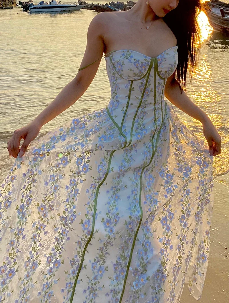 녹색 레이스 자수 드레스 여성 우아한 캐미솔 여름 휴가 베스 티드 스파게티 스트랩 럭셔리 디자인 꽃 Bodycon 메쉬