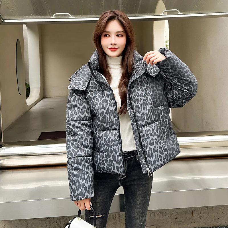 새로운 다운 코튼 자켓 여성 파카 패션 느슨한 후드 레오파드 인쇄 짧은 두꺼운 따뜻한 겨울 캐주얼 여성 겉옷 오버 코트