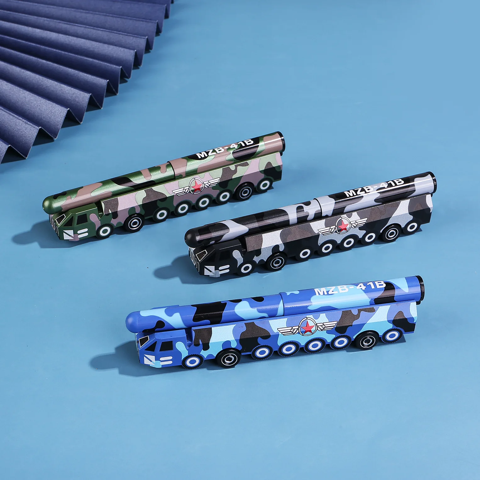 Bolígrafo de Gel con diseño de misiles intercontinales Dongfeng creativo, modelo de simulación de tinta negra, bolígrafo de firma de escritorio, papelería para escuela y oficina