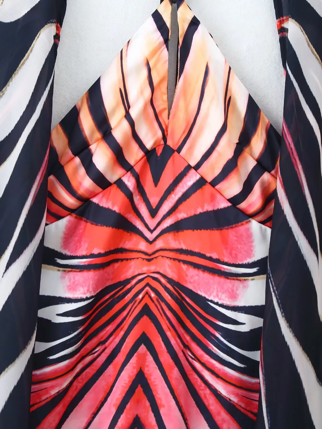 Sexy Damenkleider mit dünnen Schulterträgern, modische langärmelige, rückenfreie, bedruckte lange Kleider, elegantes, schickes Sommer-Partykleid – Detail 6