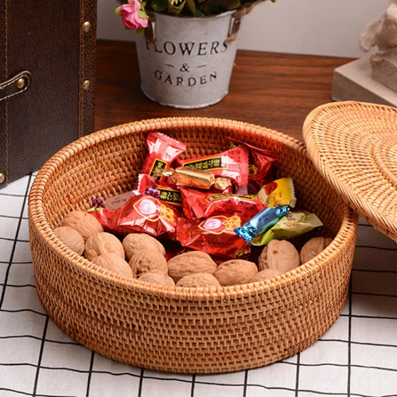 Hand-woven Round Box Rattan Storage Boxes with Lid Multi-Purpose Picnic Food Bread Fruit Table Storage Basket Home Office Decor