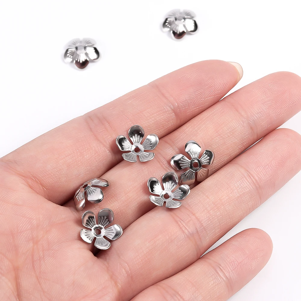 30/50/100 قطعة الفولاذ المقاوم للصدأ زهرة حبة نهاية قبعات لصنع المجوهرات التطريز خرزة مباعدة قبعات DIY بها بنفسك اكسسوارات
