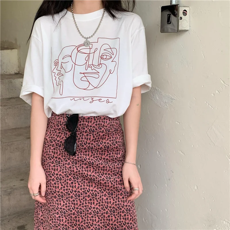 Women Short Sleeve Tee T-shirts Summer Clothes 2024 New Korean Popular Style Female Loose Casual Graffiti Print White Tops