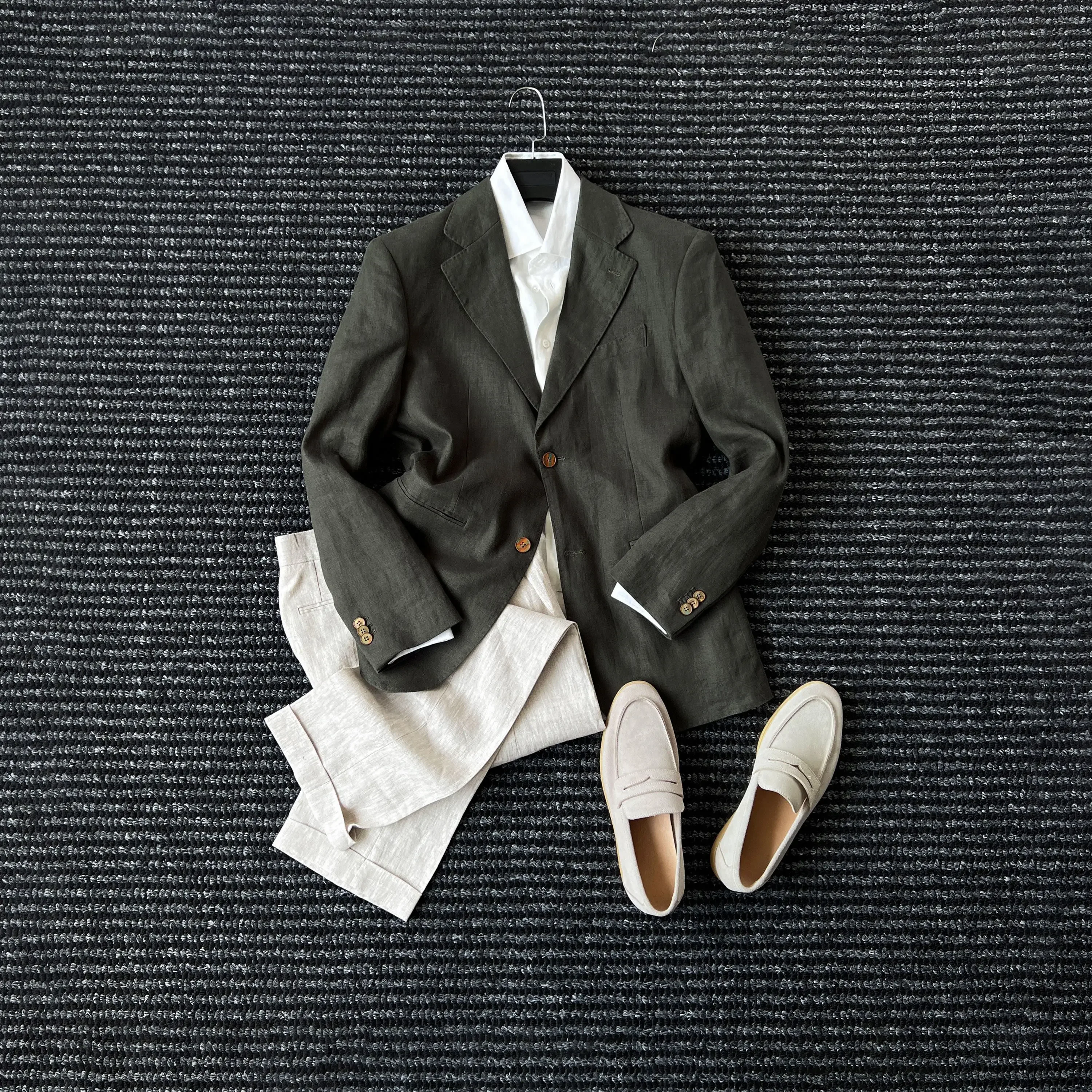 

Classic flat collar 100% linen suit men's business commuting casual jacket