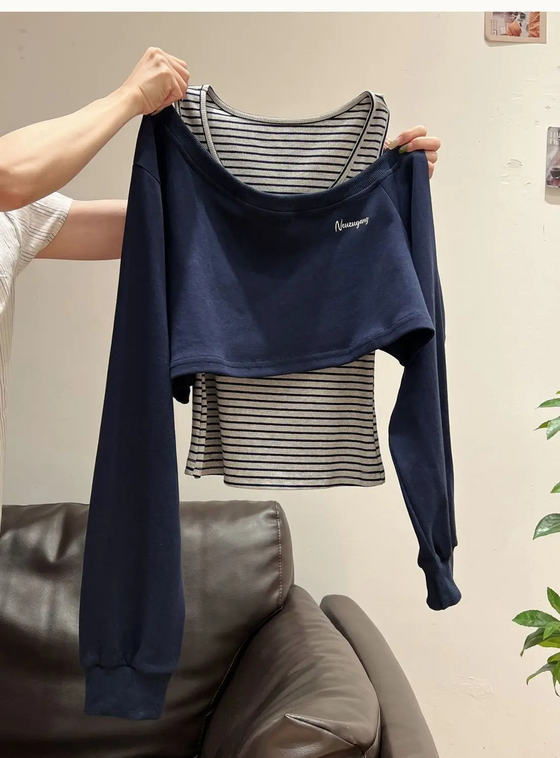 Designer Unique Off-shoulder Tops Women Two Piece Set Long Sleeve Striped Sweatshirt Fall Navy Hoodie Jacket Spring Outwear