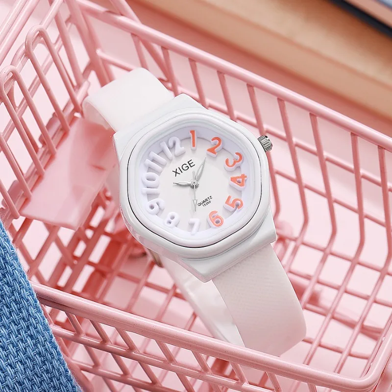Ladies Watch, Candy Color Silicone Watch Student Dopamine Color Matching Quartz Watch