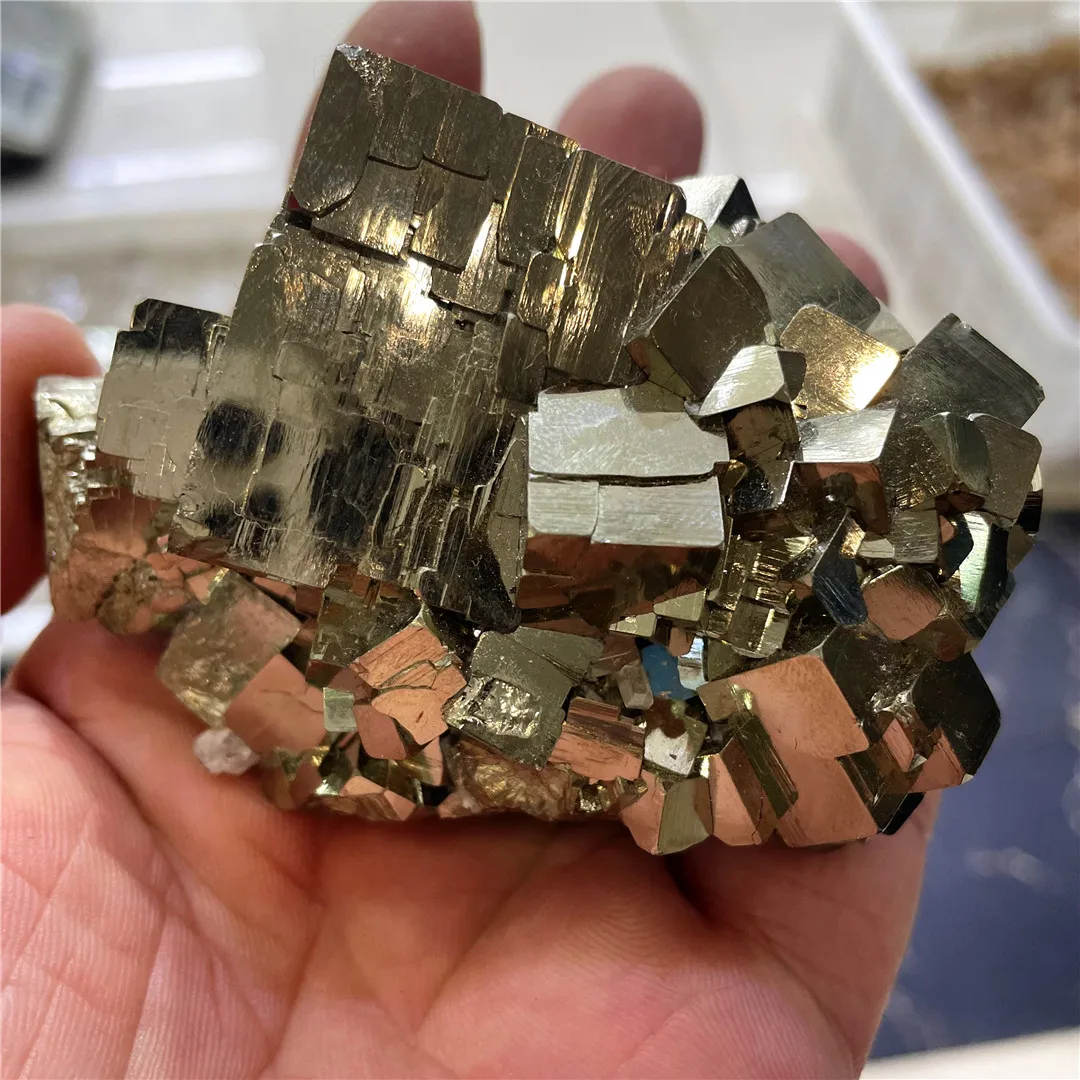 Peru Quality Natural Raw Pyrite Mineral Ore Crystal Cube Specimens Chakras Decoration Feng Shui Collections Bulk Occult Supplies