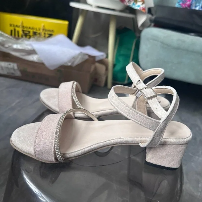 

Women's 2025 Summer Fashion Sandals Medium High Heel Outdoor Sandalias Elegant Wedding Shoes Bridal Plus Size 42 43 Buckle Strap