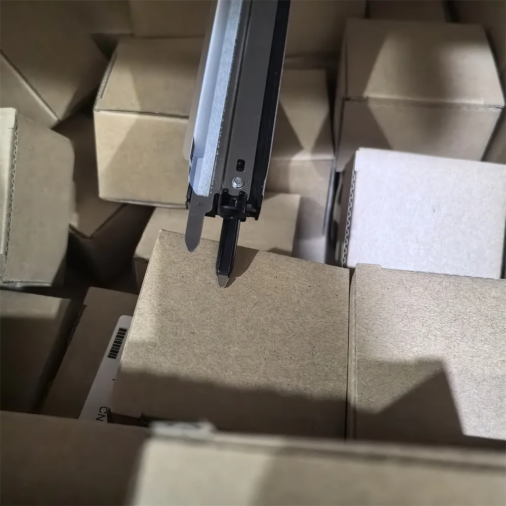 

CCASZ0360DS53 Main Charge Unit for Sharp MX 3050 3051 3070 3071 3550 3551 4050 4070 5050 5070 6050 C3081 3082 3581 4081 3121