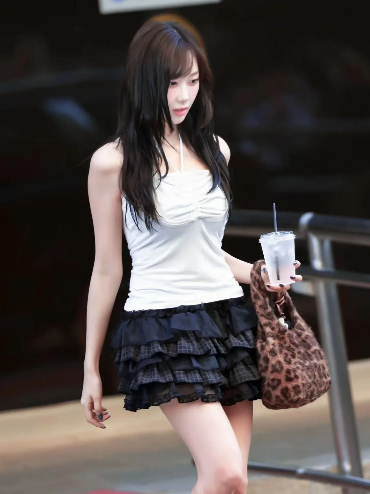 Unico SEI Zha ngng Hang System Summer Ruffle Ne Strap Top Slim Cake Gonna Pantaloni Coreano Sle Gilet da donna Strap Dr