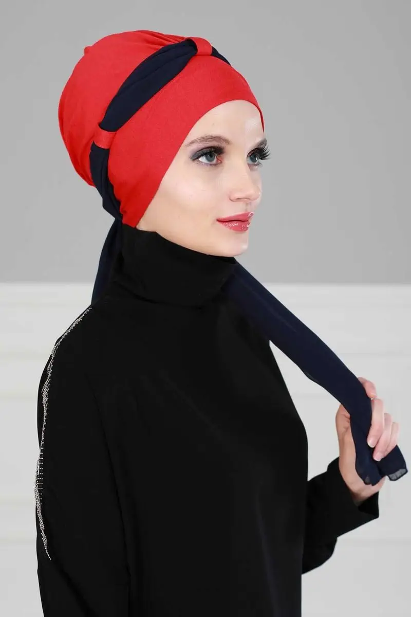 Chiffon-belted gekämmte Knochen rot