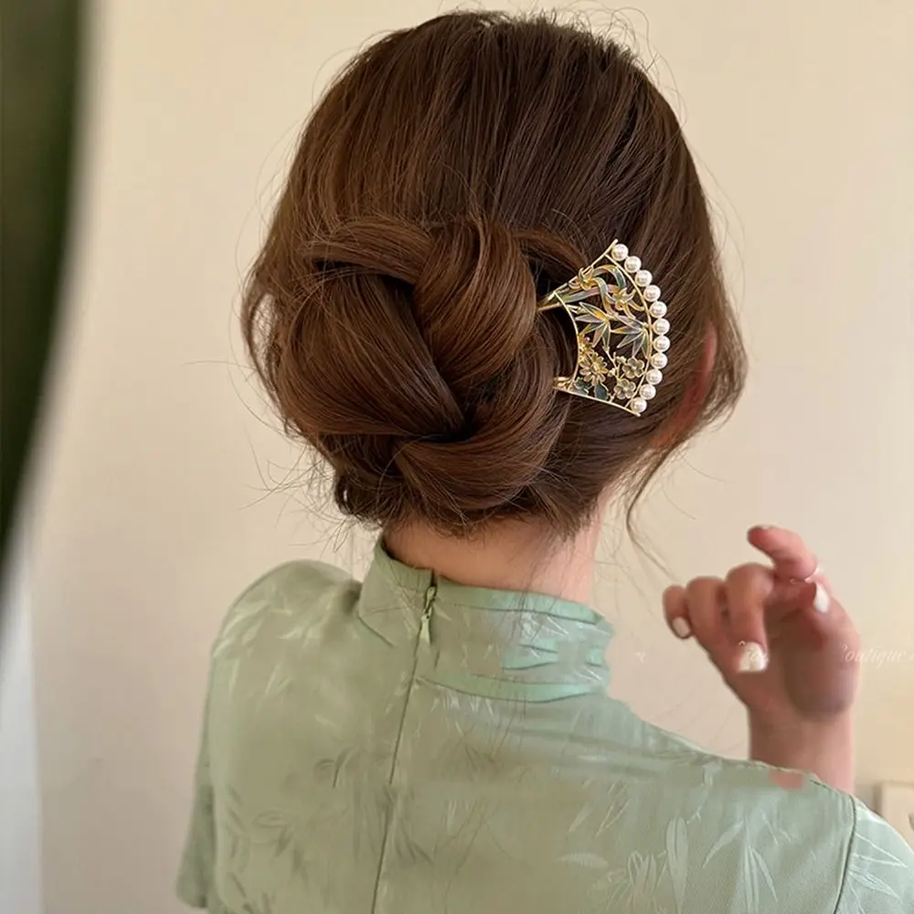 Cute Pearl Fan Hair Stick U-shaped Chinese Style Hanfu U Shape Hairpin Hair Sticks for Buns Hollow Cheongsam Accessories